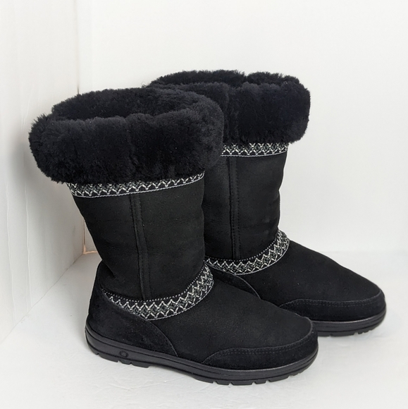 UGG Sundance Revival tall boots - Picture 16 of 16